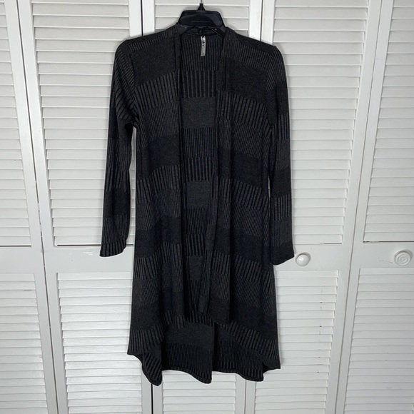 Azules Cardigan - Picture 12 of 14